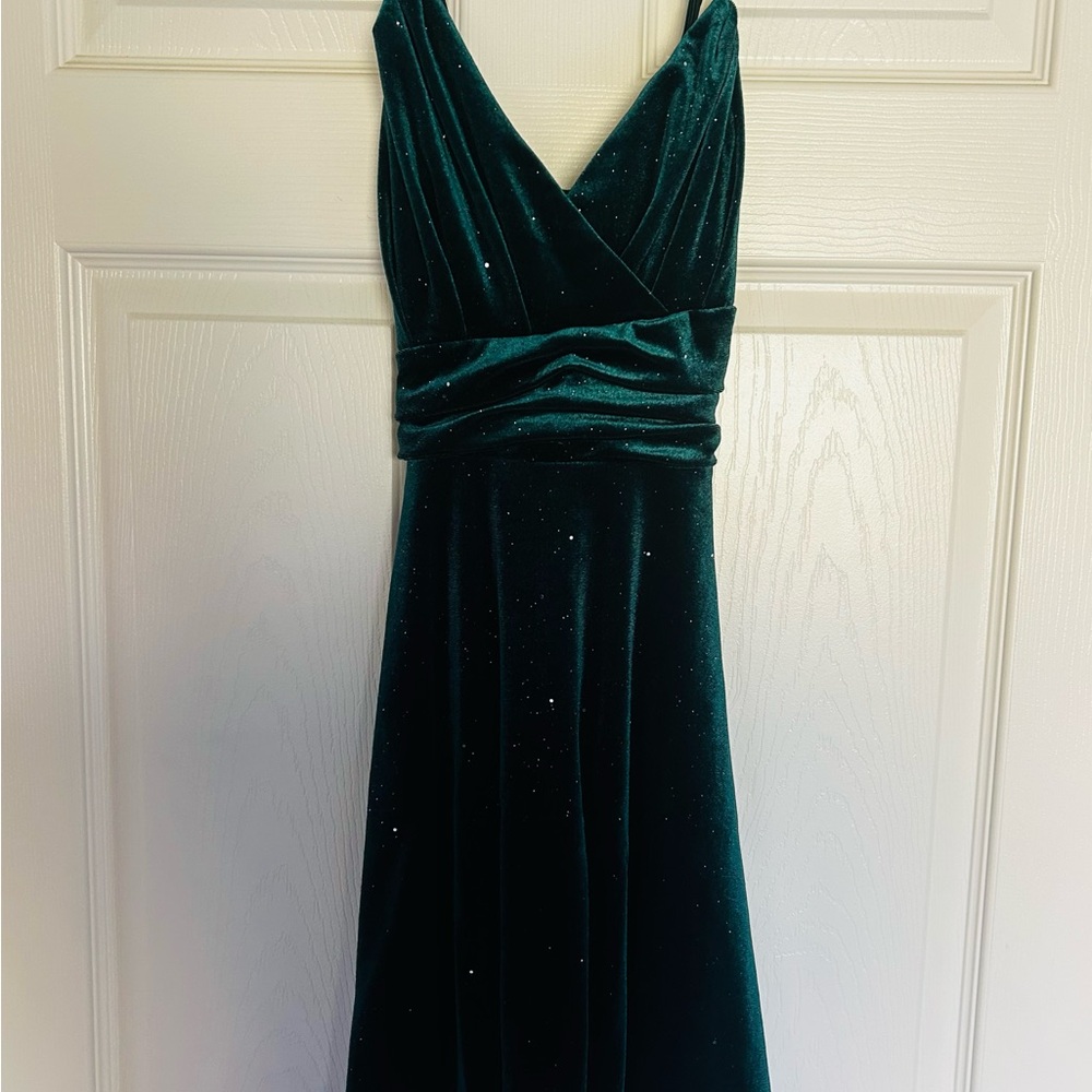 Size Small Elegant Green Velvet Mini Dress